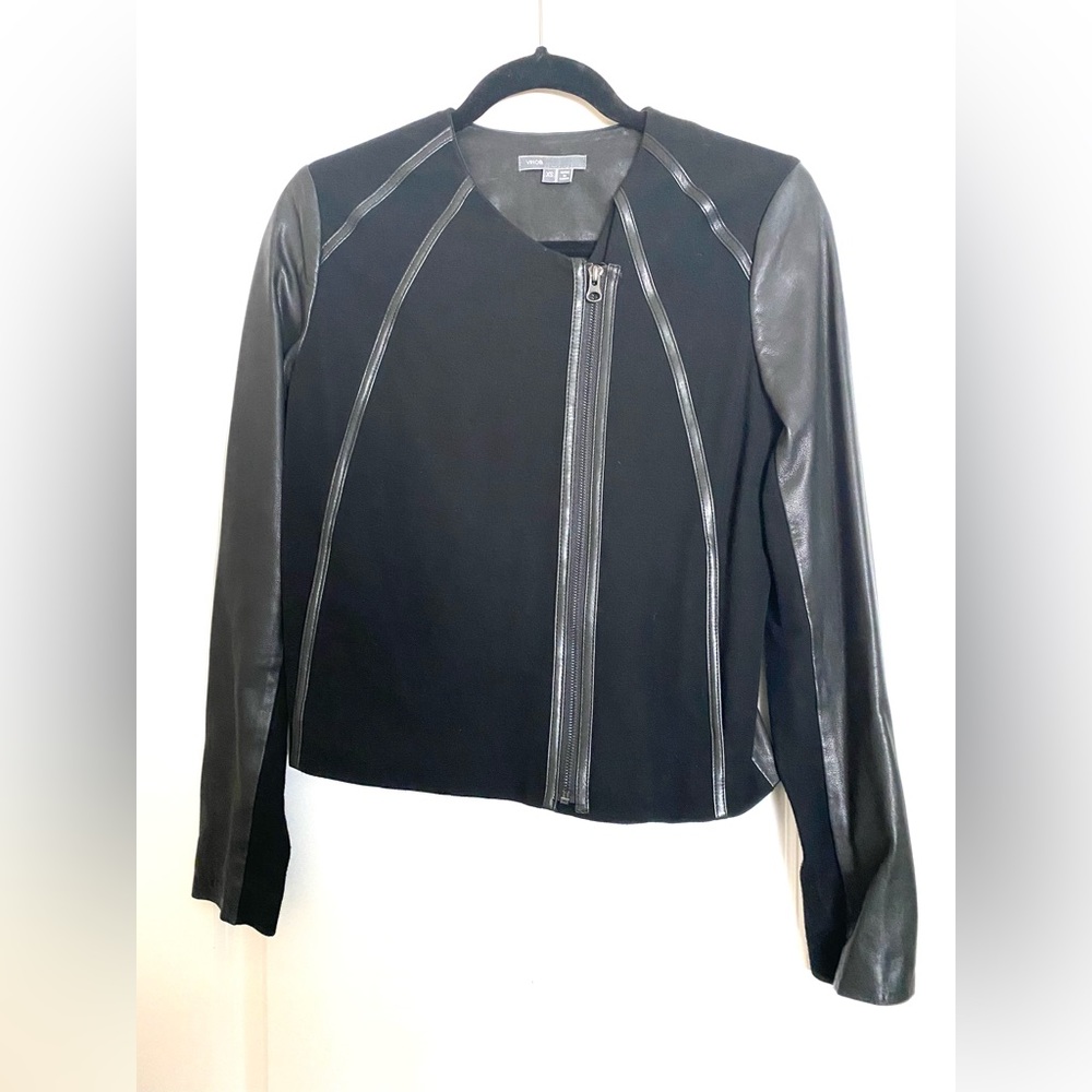 Vince. Black Leather Jacket XS